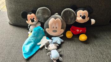 Mickey Mouse Knuffel Collectieeen een van de melodieën  beschikbaar voor biedingen