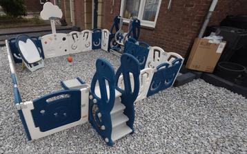 Te koop grote Speelbox voor baby en kinderen tot 6 jaar  beschikbaar voor biedingen