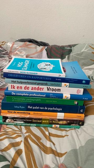 Boeken jaar 1 HBO Social work (11 stuks)