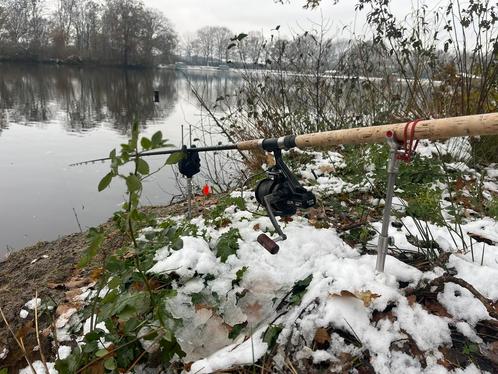 Tri Cast Kevlite - 12ft 2 1/4lbs by Wout van Leeuwenn, Watersport en Boten, Hengelsport | Karpervissen, Gebruikt, Werphengel, Ophalen of Verzenden
