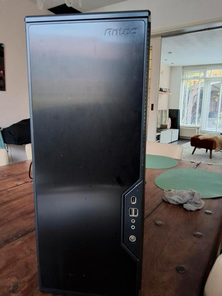 Antec PC Behuizing en moederbord met andere onderdelen, Computers en Software, Computerbehuizingen, Gebruikt, Ophalen of Verzenden