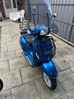 Vespa Sprint, Fietsen en Brommers, Scooters | Vespa, Vespa S, Ophalen of Verzenden, Zo goed als nieuw, Benzine