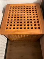 Houten Bijzettafel/Nachtkastje, Huis en Inrichting, Vierkant, 55 tot 75 cm, Zo goed als nieuw, Hout