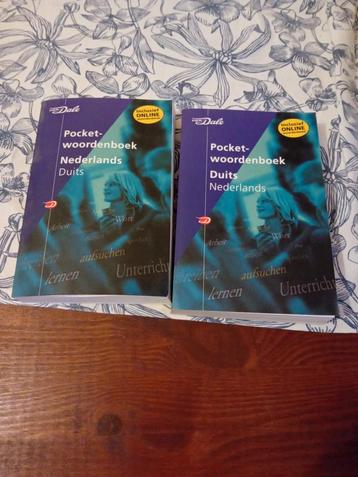 Van Dale Pocketwoordenboek Duits - 2 stuks beschikbaar voor biedingen
