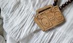 UNIEK Prachtige Houten ketting Hanger Radio, Bruin, Ophalen of Verzenden, Zo goed als nieuw, Overige materialen