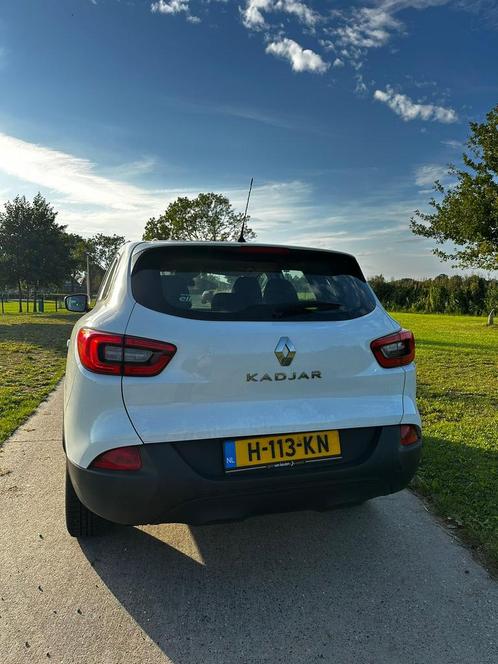 Renault Kadjar Energy TCe 130pk 2016 Wit, Auto's, Renault, Particulier, Kadjar, Airconditioning, Bluetooth, Centrale vergrendeling