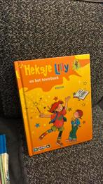 Heksje Lilly en het toverboek, Boeken, Fictie algemeen, Ophalen of Verzenden, Zo goed als nieuw, Knister