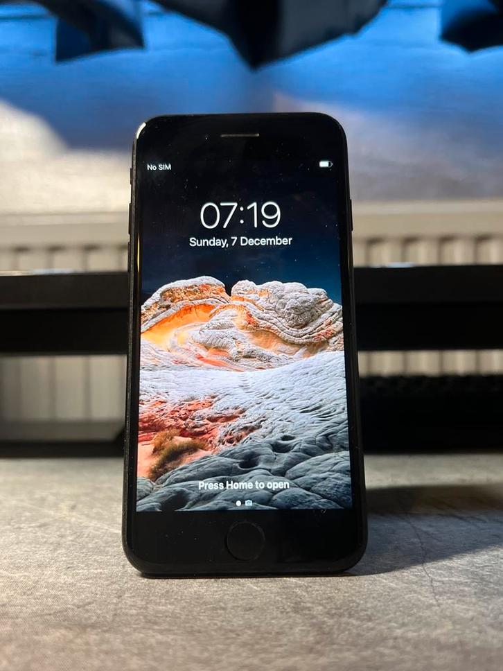 iPhone 7 Black - 32GB, Telecommunicatie, Mobiele telefoons | Apple iPhone, Zo goed als nieuw, 32 GB, Zonder abonnement, Zonder simlock