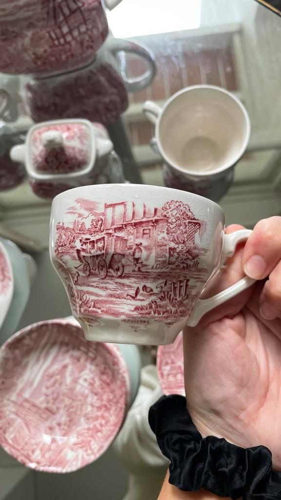 Wedgwood Dickens Coaching Days Servies, Antiek en Kunst, Antiek | Servies compleet, Ophalen