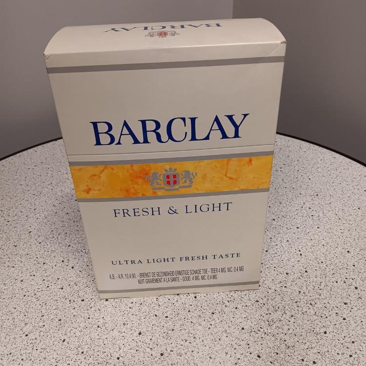 Display Sigaret	Barclay Fresh & Light pak groot 20x30 cm, Verzamelen, Merken en Reclamevoorwerpen, Gebruikt, Reclamebord, Ophalen of Verzenden