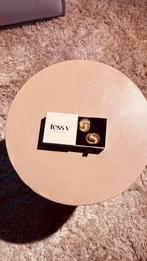 Tess V oorbellen NIEUW, Overige materialen, Nieuw, Ophalen of Verzenden, Knopjes of Stekers