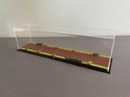 diorama vitrine trekker+trailer, Hobby en Vrije tijd, Modelauto's | 1:50, Ophalen of Verzenden, Nieuw, Bus of Vrachtwagen, Tekno