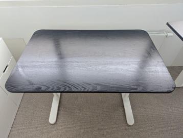 IKEA BEKANT bureau 120x80 – zwart blad, wit onderstel - afbeelding 2