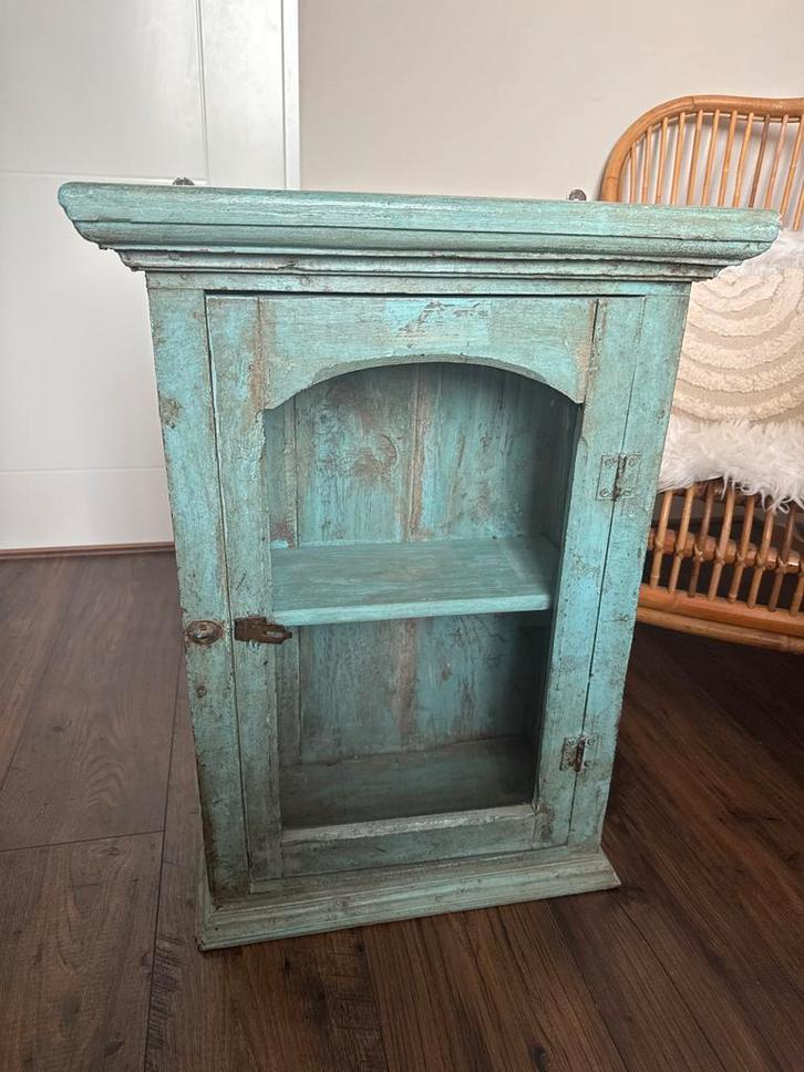 Authentiek kastje met glazen deur, Huis en Inrichting, Kasten | Buffetkasten, Gebruikt, Minder dan 100 cm, Minder dan 50 cm, Minder dan 25 cm