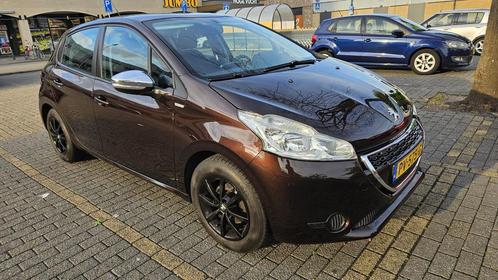 Peugeot 208 1.0 VTI 50KW/68PK 5-D 2013 Zwart, Auto's, Peugeot, Particulier, ABS, Airbags, Airconditioning, Bluetooth, Boordcomputer