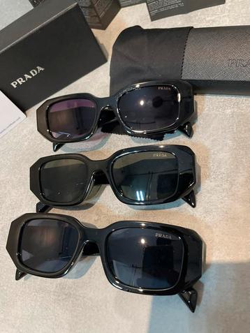 Prada zonnebril – groen, paars of zwart  beschikbaar voor biedingen