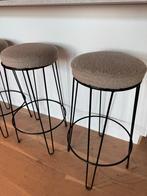 4 Stijlvolle Barkrukken met Metalen Frame, Ophalen, Met voetsteun, 60 tot 90 cm, Zo goed als nieuw