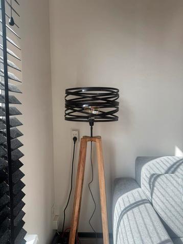 Moderne Vloerlamp Hout & Metaal beschikbaar voor biedingen