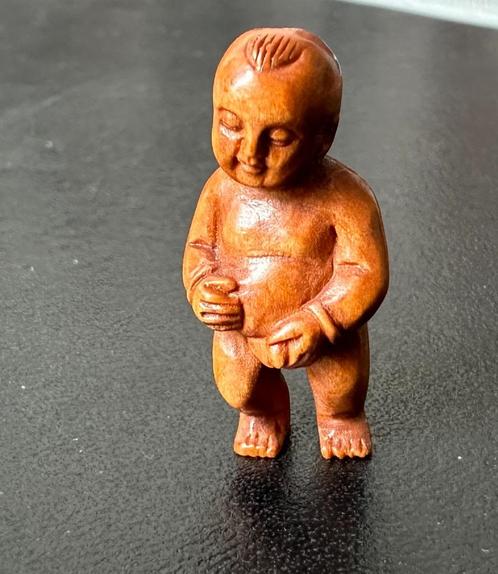 Ojime in buxushout van Manneke Pis, Antiek en Kunst, Kunst | Niet-Westerse kunst, Ophalen of Verzenden