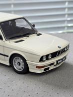 Autoart 1/18 BMW M535i E28 Wit Zeer Zeldzaam, Ophalen, Zo goed als nieuw, Auto, Autoart