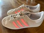 Nieuw Adidas dames sneakers maat 40, Beige, Nieuw, Ophalen of Verzenden, Sneakers of Gympen
