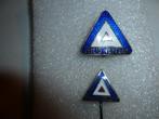 2 x Veilig Verkeer Speldjes Emaille 3 hoeksbroche + speld, Verzamelen, Speldjes, Pins en Buttons, Ophalen of Verzenden, Zo goed als nieuw