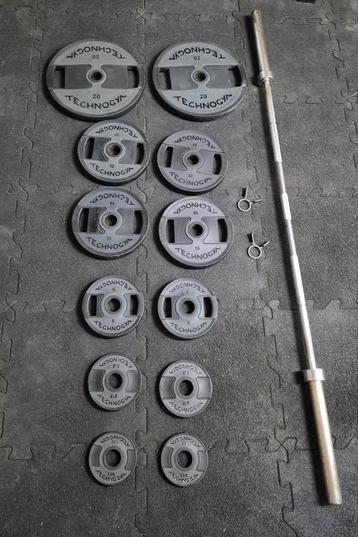 117,5kg Technogym PU Urethane halterset. Zeer goede staat! beschikbaar voor biedingen