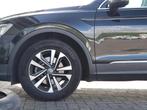 Volkswagen Tiguan 1.5 TSI 150 pk DSG ACT IQ Drive | Panorama, Auto's, Volkswagen, 150 pk, Zwart, Bedrijf, Traction-control
