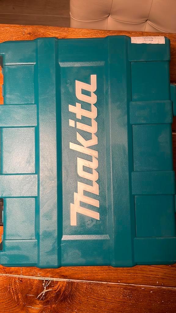 Makita kitspuit dcg180 18volt, Doe-het-zelf en Verbouw, Gereedschap | Overige machines, Zo goed als nieuw, Ophalen of Verzenden