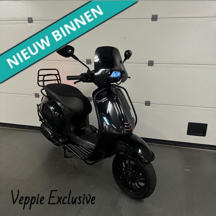 Vespa Sprint BROM 4T4V Glans Zwart UNIEK EXEMPLAAR, Fietsen en Brommers, Scooters | Vespa, Zo goed als nieuw, Vespa S, Maximaal 45 km/u