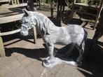 massief betonnen paard, Ophalen, Nieuw, Beton, Dierenbeeld