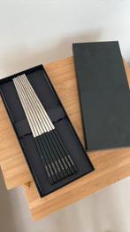 House of Husk eetstokjes zgan rvs chrome modern asia azie, Ophalen of Verzenden, Zo goed als nieuw