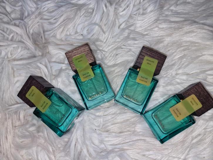 Rituals 4x Nuit D' Azar 15 ml ps parfum eau EDP luchtje geur, Sieraden, Tassen en Uiterlijk, Uiterlijk | Parfum, Nieuw, Ophalen of Verzenden
