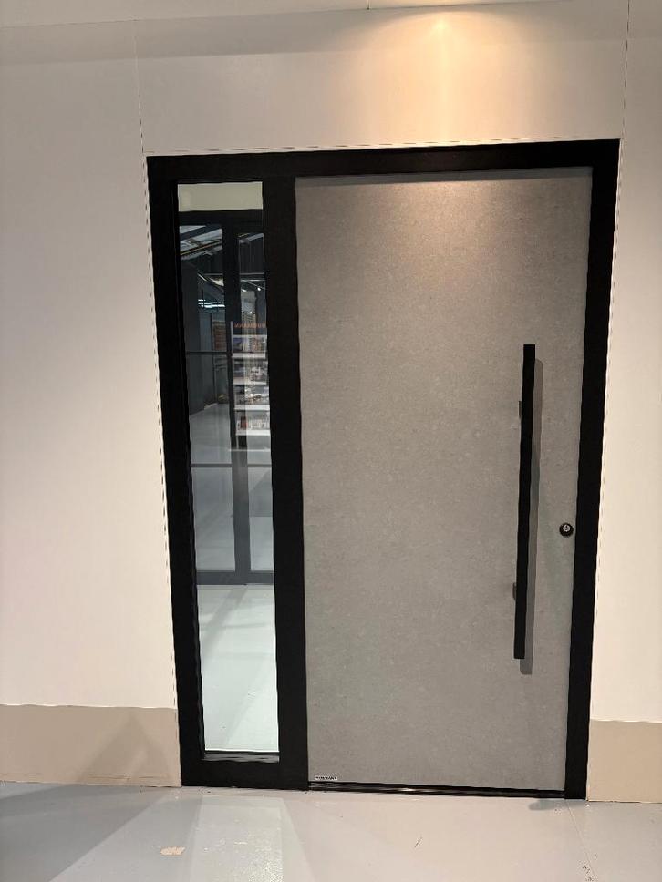 Hörmann buitendeuren, Doe-het-zelf en Verbouw, Deuren en Horren, Zo goed als nieuw, Buitendeur, 200 tot 215 cm, 120 cm of meer