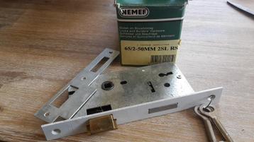 Nemef deurslot 65-2-50mm 2sl. Rs beschikbaar voor biedingen