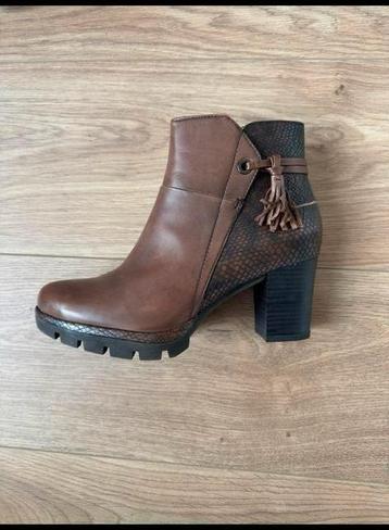Jana enkellaarsjes als nieuw bruin maat 38.5 beschikbaar voor biedingen