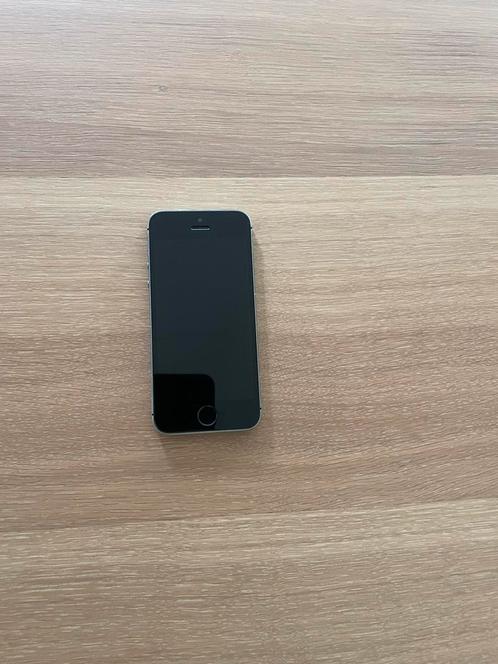 iPhone 5S - 16GB - Zilver - Gebruikt, Telecommunicatie, Mobiele telefoons | Apple iPhone, Gebruikt, 16 GB, Zonder abonnement, Zonder simlock