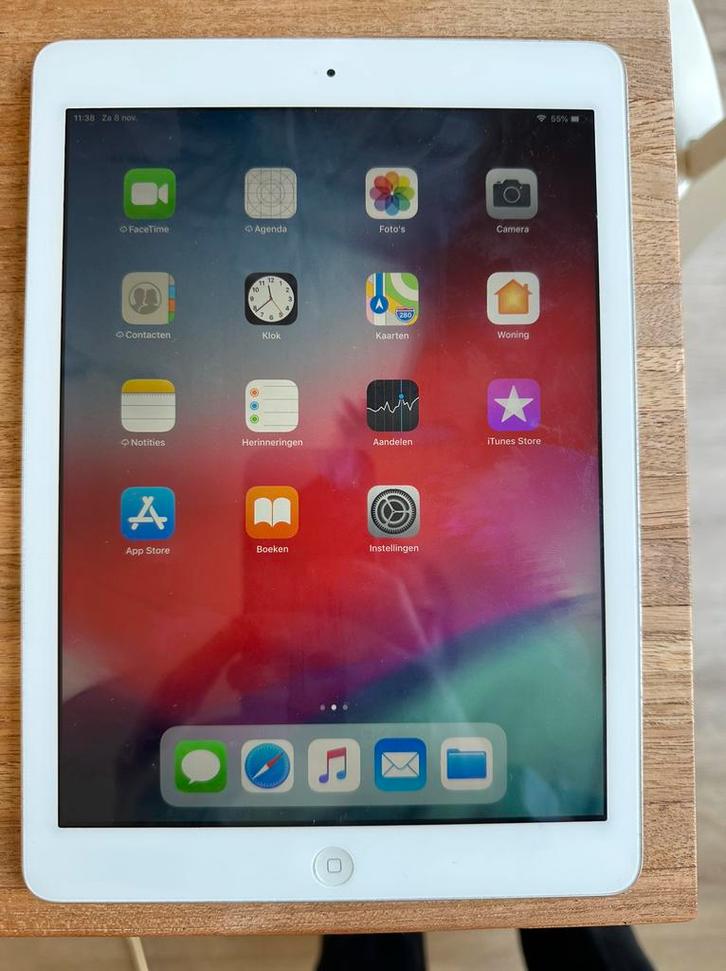 Oude Apple iPad Air 16 gb - zeer nette staat, Computers en Software, Apple iPads, Gebruikt, Apple iPad Air, Wi-Fi, 10 inch, 16 GB