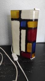 Vintage wandlamp glas wit rood geel blauw, Huis en Inrichting, Lampen | Wandlampen, Ophalen of Verzenden, Gebruikt, Glas