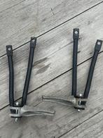 Passagiers voetsteunen derbi gpr 50 / aprillia rs 50, Ophalen of Verzenden, Zo goed als nieuw, Uitlaat