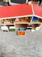 Vintage Poppenhuis met '70s Meubels, Ophalen of Verzenden, Gebruikt, Poppenhuis