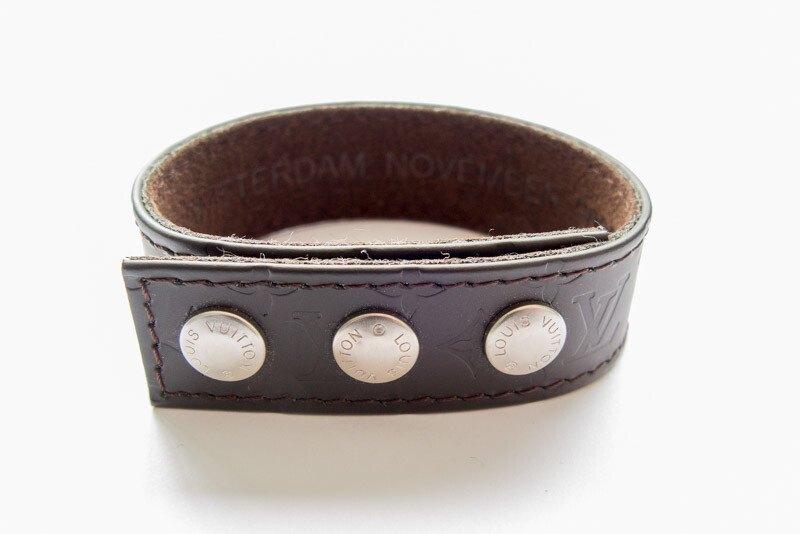 Louis Vuitton VIP Bracelet – Amsterdam 2002 (verzamelobject), Ophalen of Verzenden, Gebruikt, Gebruiksvoorwerp