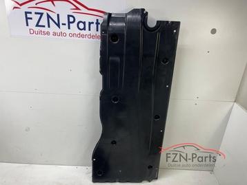 VW Golf 8 Bodemplaat Links beschikbaar voor biedingen