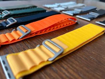 VEEL kleuren Alpine bandjes Apple Watch beschikbaar voor biedingen