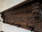 Oude kapstok met leeuwenkoppen, Huis en Inrichting, Woonaccessoires | Kapstokken, Ophalen of Verzenden, Gebruikt, Hout, Wandkapstok