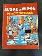 Suske en Wiske nr 142 De mottenvanger, Eén stripboek, Ophalen of Verzenden, Gelezen, Willy Vandersteen