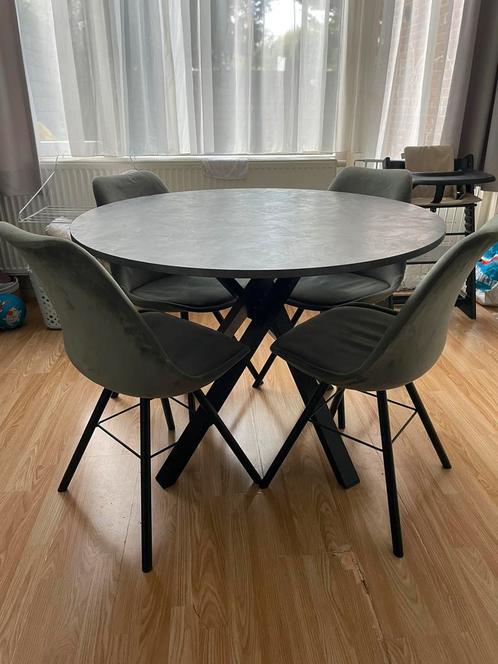 Ronde eettafel + 4 velvet stoelen, Huis en Inrichting, Tafels | Eettafels, Zo goed als nieuw, 100 tot 150 cm, Rond, Ophalen