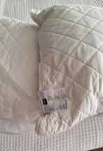 Wollen hoofdkussen 2 x, Wit, Tweepersoons, Ophalen of Verzenden, Zo goed als nieuw