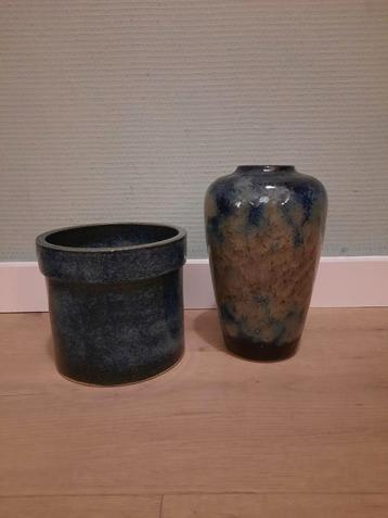 Vintage Blauwe Vazen bloempotten  beschikbaar voor biedingen