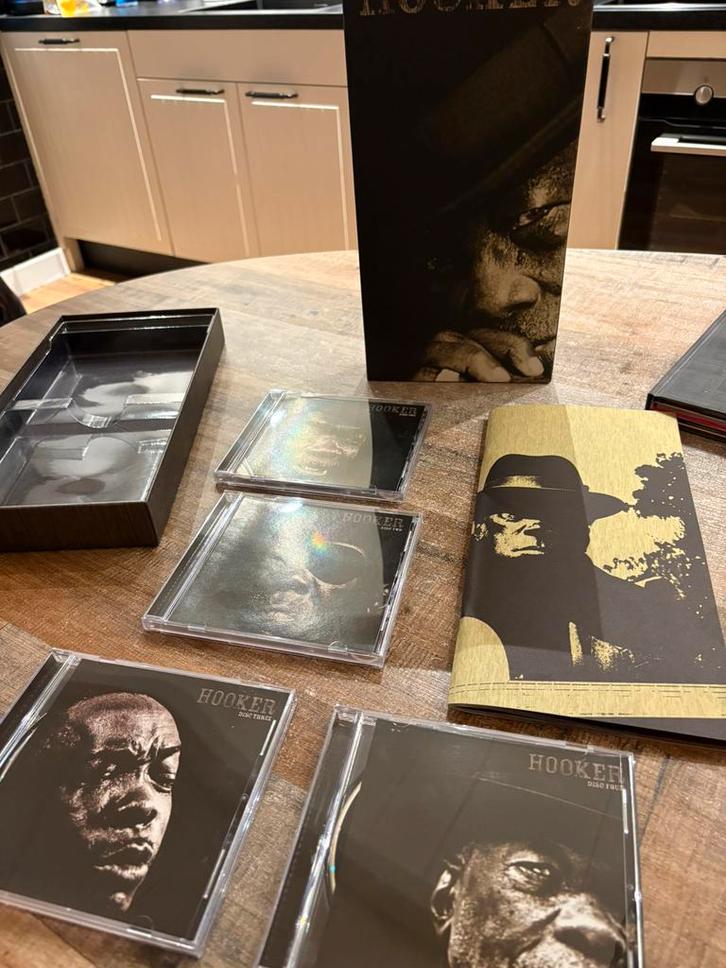 John Lee Hooker - Hooker (4 cd longbox), Cd's en Dvd's, Cd's | Jazz en Blues, Zo goed als nieuw, Jazz, 1980 tot heden, Ophalen of Verzenden